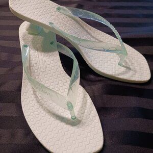 Sigerson Morrison, Kitten Heel Sandal